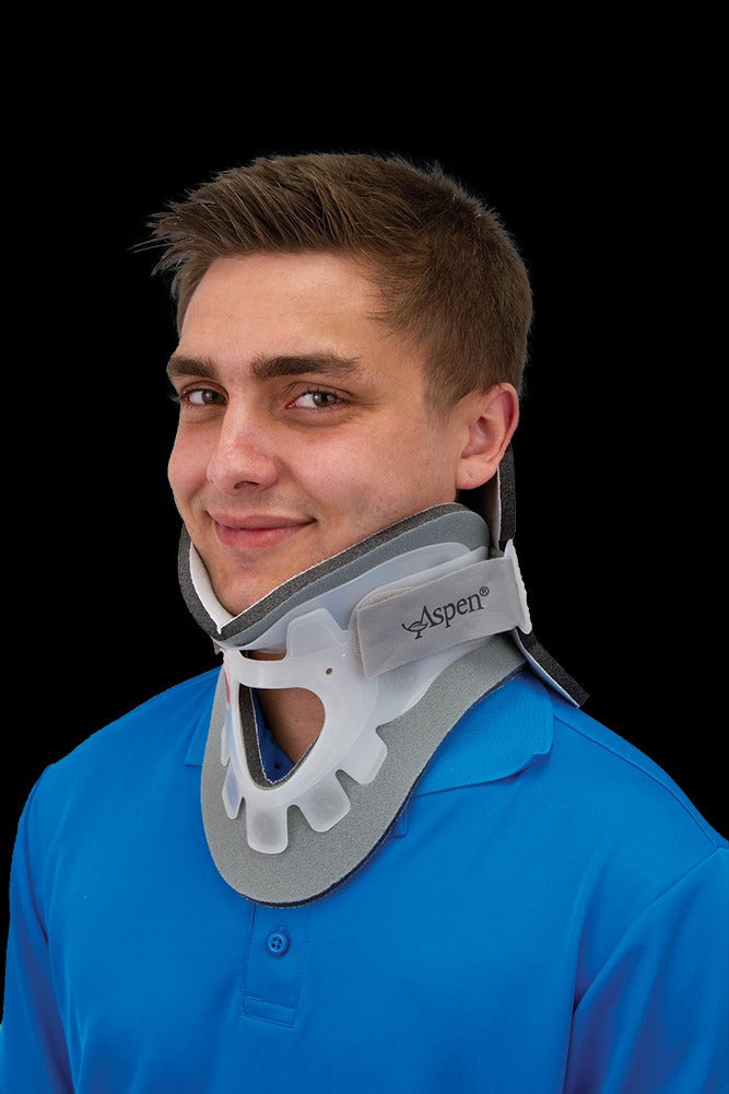 ASPEN COLLAR W/PADS CHILD REG