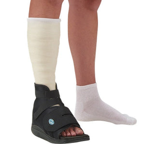 Cast Boot, Slimline Darco® Black, M Cast Boot, Slimline Darco® Black, M