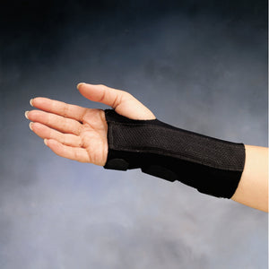 COMFORT COOL FIRM D-RING WRIST, LEFT, MEDIUM COMFORT COOL FIRM D-RING WRIST, LEFT, MEDIUM