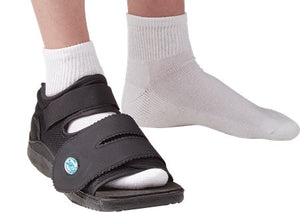 Post-Op Shoe, Med-Surg Black, Female, M