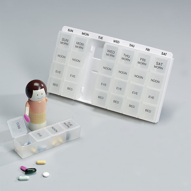 7128-01 Seven-Day Medication Organizer